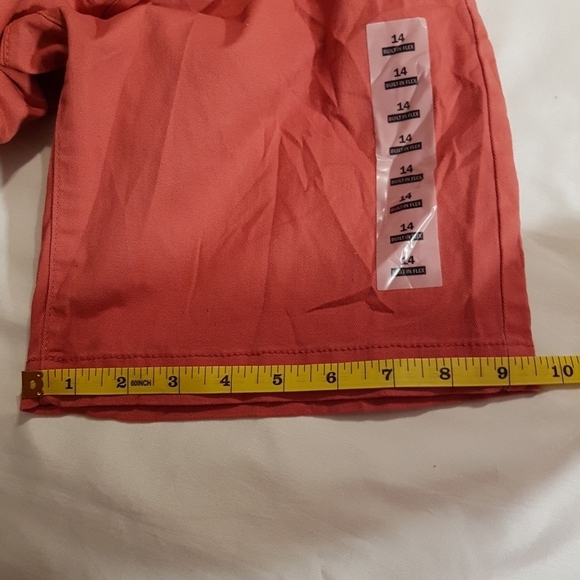 Old Navy Boys shorts built in flex size 14, New - Picture 9 of 9